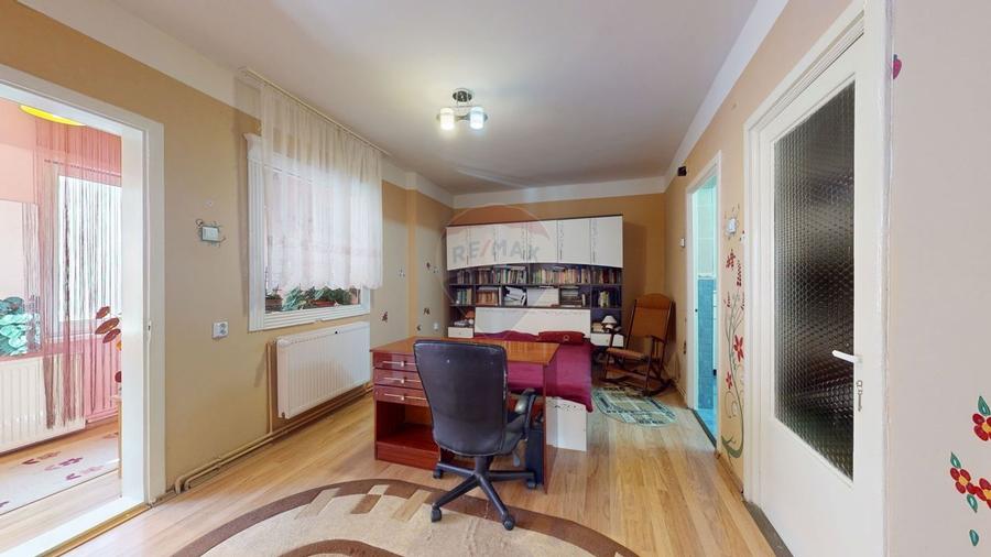 Propietate cu potential de investitie | Pensiune - 25