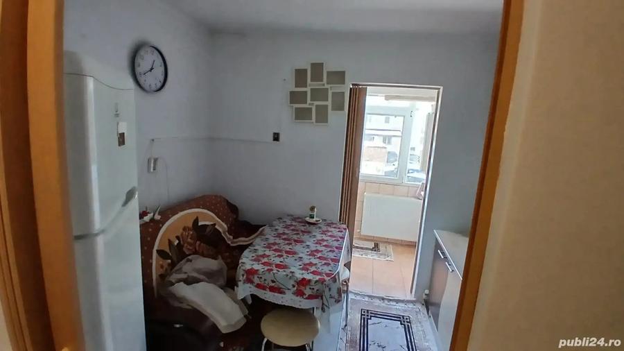 Inchiriez apartament - 4
