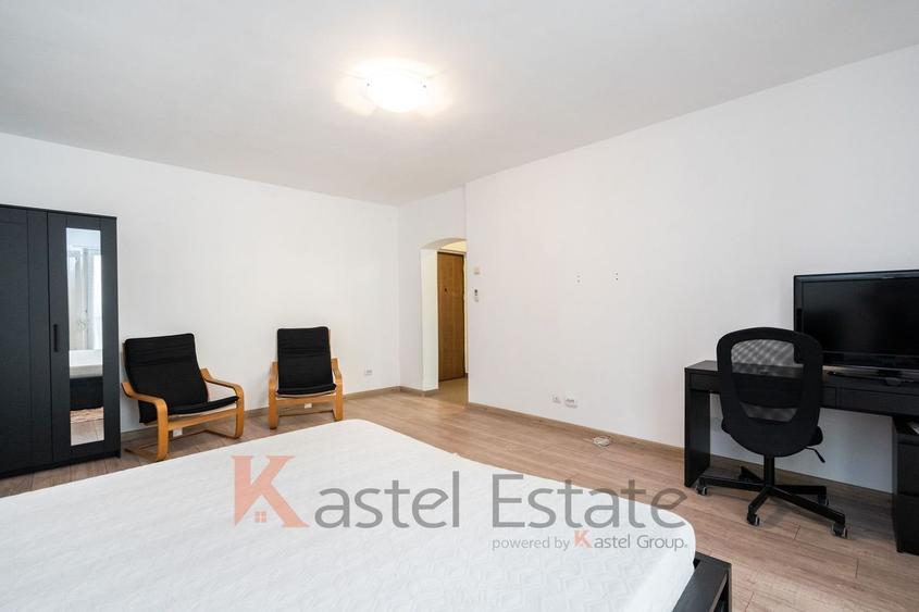 Garsoniera spatioasa | Eroilor  |  COMISION 0* - 3