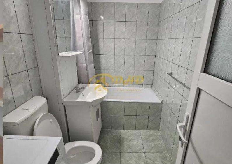 Ap. 3 camere decomandate - 2 minute de UMF - 4