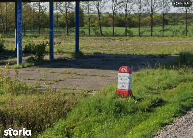 Teren la intrare in Siret E85 - 2