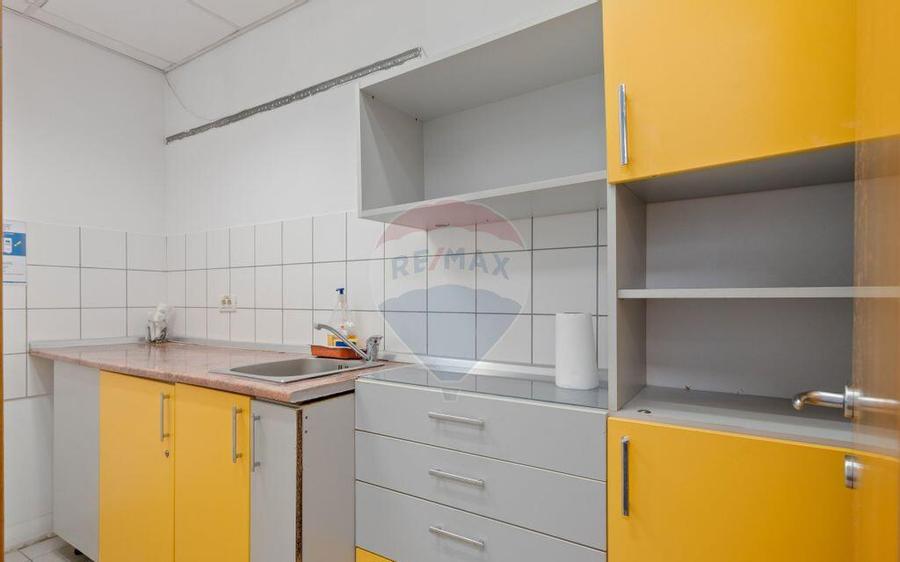 Spa?iu de birouri in cladirea Unimed - 14