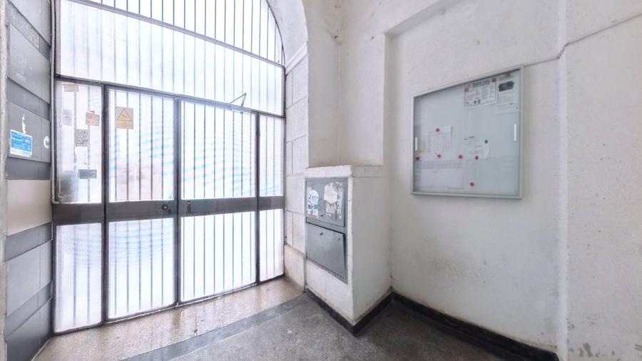 Muncii - Basarabia - Bloc mixt -Garsoniera cu boxa - etj 2 - 6