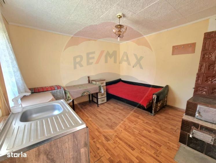Casa + teren 1144 mp | PRET BUN | Parava (Racaciuni) - 1