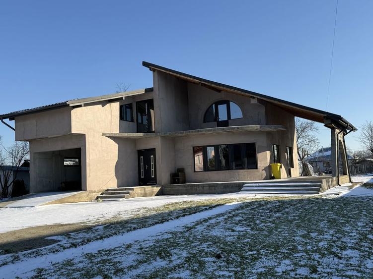 Casa Noua 200mp + Terasa teren 1600mp Structura finalizata , Ciochina - 5