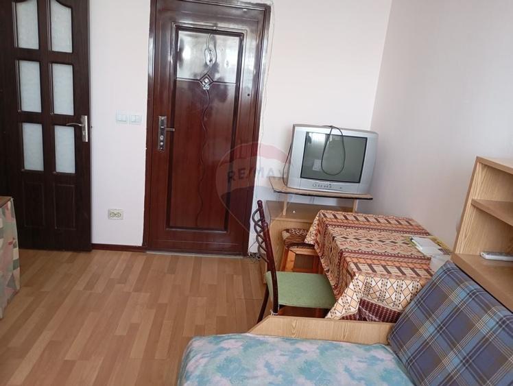 Garsoniera de vanzare in zona Periferie - 2