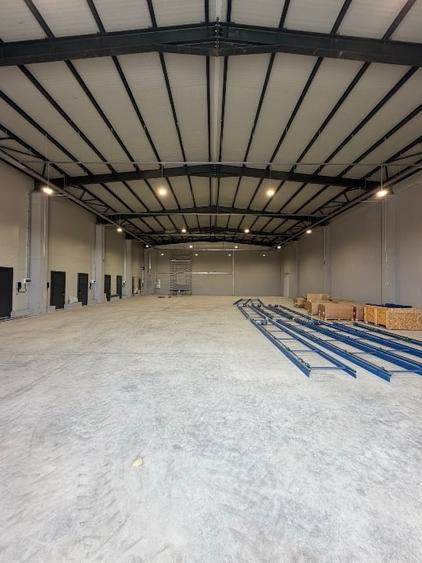 Spațiu industrial, de 759 mp, în Central