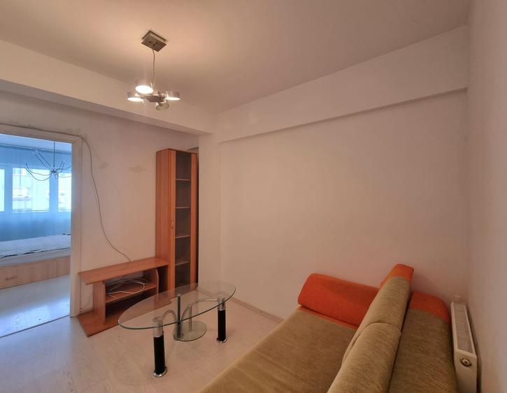 Apartament cu 2 camere decomandat, mobilat în Ultracentral