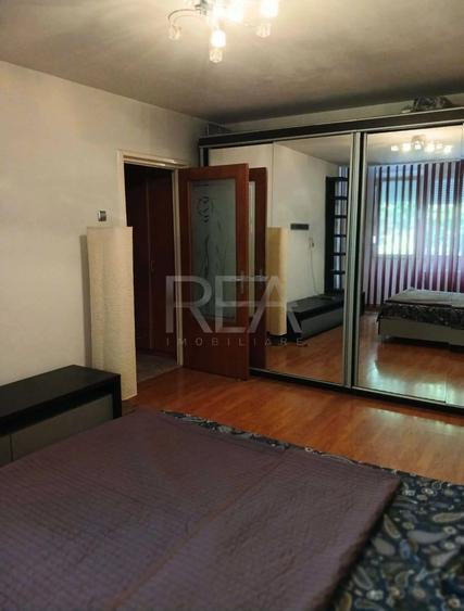 Apartament cu 2 camere decomandat, mobilat în Berceni