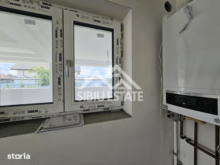 Casă cu 4 camere cu Teren 600 Mp în Țiglari
