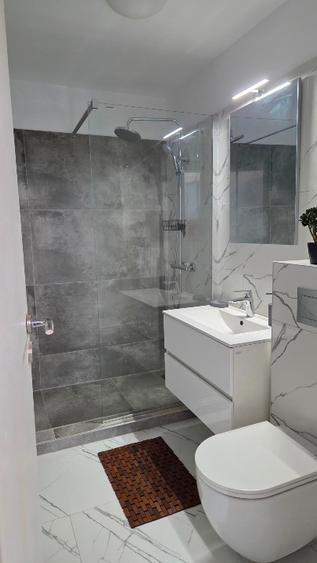 Inchiriez apartament de lux 2 camere zona Universitatea de medicina, bloc 2026 - 4