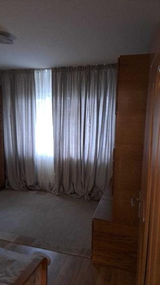 Apartament cu 3 camere decomandat în Dosu Bricii