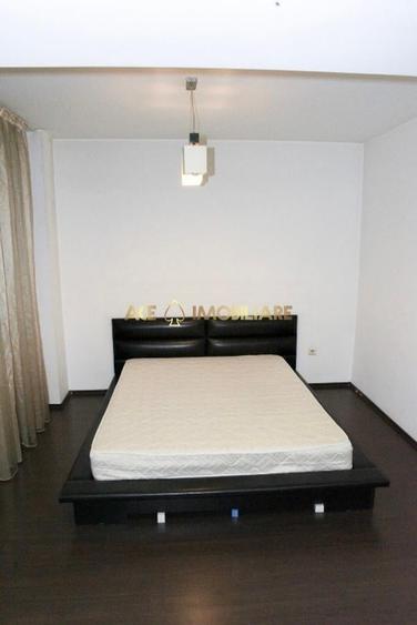 Apartament cu 3 camere semidecomandat, mobilat în Dristor