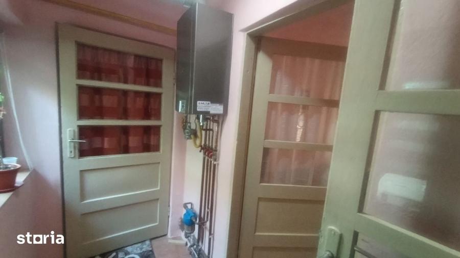 Casă cu 4 camere cu Teren 152 Mp în Brestei