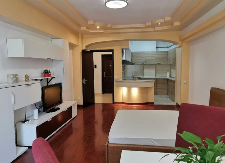 Garsonieră semidecomandată, mobilată în Pipera