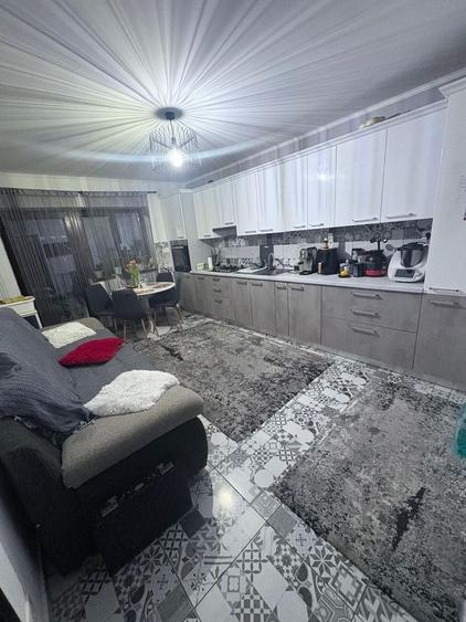 Casă cu 4 camere în Central