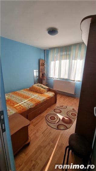Apartament cu 2 camere decomandat în Petrișor
