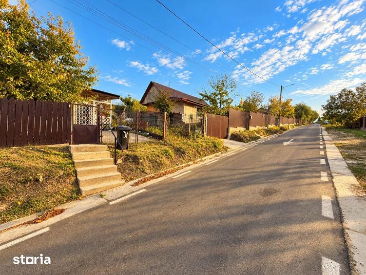 Casă cu 3 camere cu Teren 616 Mp în Aroneanu