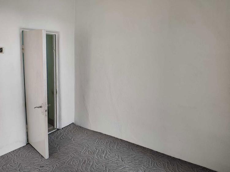 Casa cu 5 camere - 2