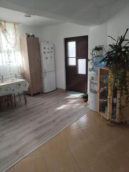 vind casa si gradina - 1