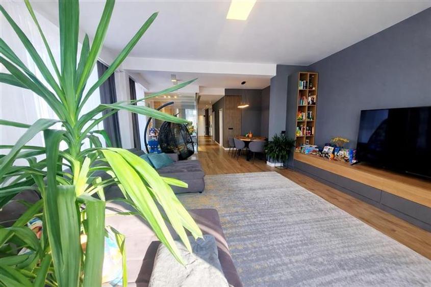 Eleganta la inaltime, Penthouse cu design unic, terasa de 40 mp si view panorami - 15