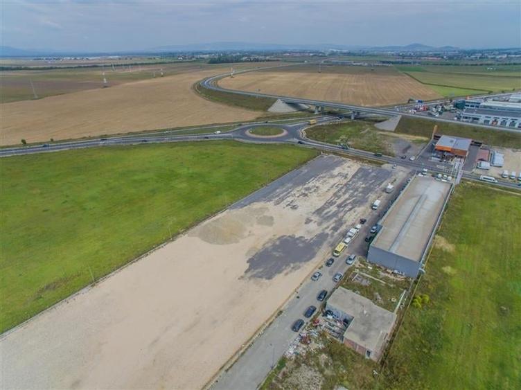 In apropierea aeroportului, 50.000 mp extravilan, Ghimbav, Brasov - 1