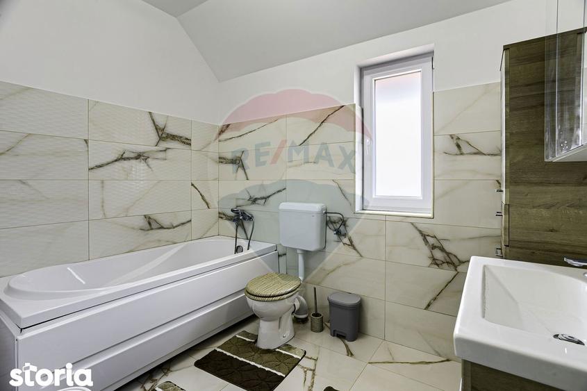 Casa de inchiriat in cartierul Athena, zona 6 Vanatori - 13