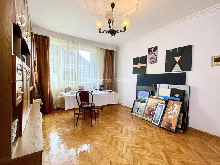 Apartament 3 camere central de neratat