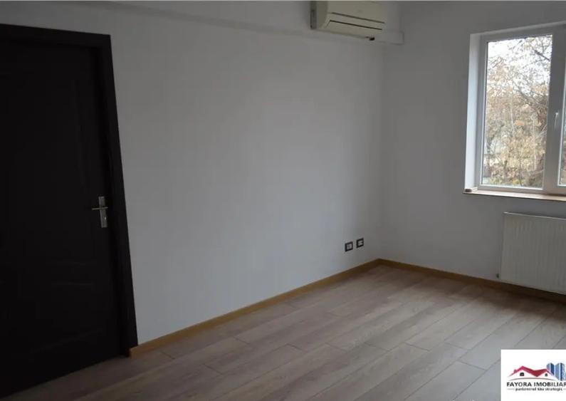 Spatiu pentru Birouri 2 Camere de Inchiriat Zona Ultracentra - 7