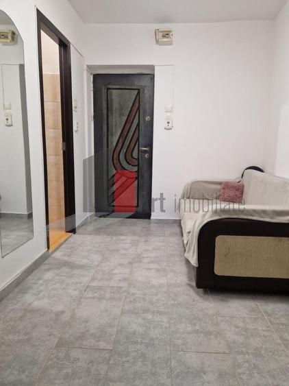 Garsoniera mare Crangasi - 3