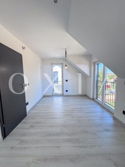 LX004 Casa cuplata P+E+M, Garaj, Zona Sagului. - 9