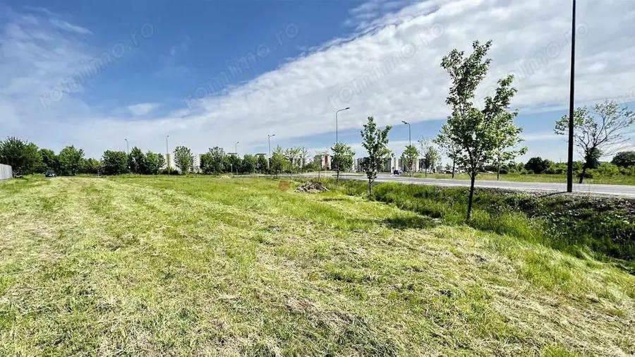 Teren intravilan - Zona Comerciala de interes - 3