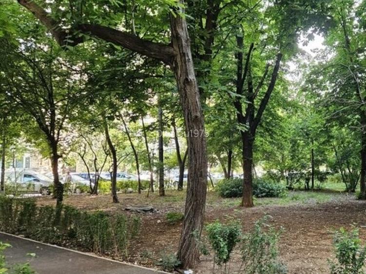 Drumul Taberei Mall Afi Cotroceni BLOC SPECIAL TIP E  SUP 82MP et 7 necesita ren