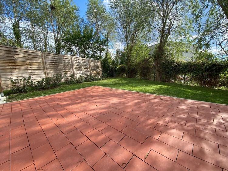 Apartament deosebit cu curte proprie si 2 locuri de parcare - 6