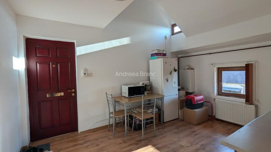 Apartament 3 camere Apartament 3 camere