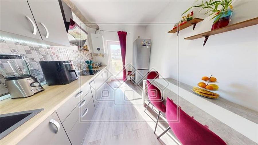 Apartament de vanzare in Sibiu - 3 camere, balcon si terasa-decomandat - 6