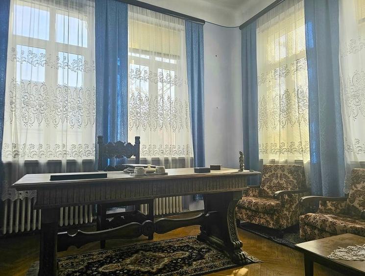 Imobil cu arhitectura unica, teren 700 mp - 7