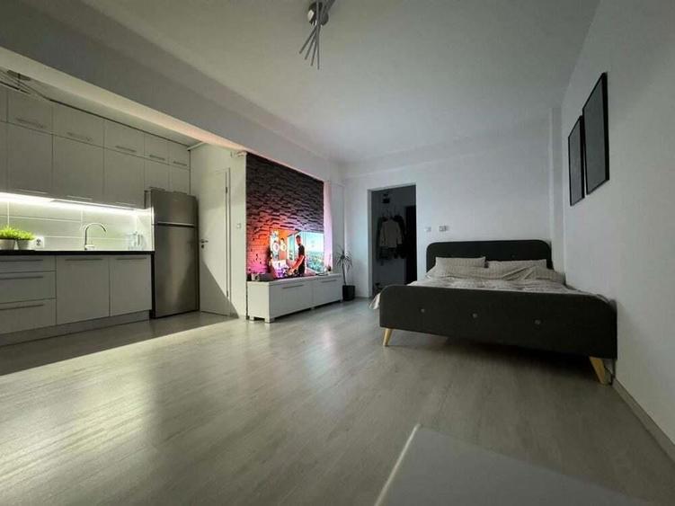 Unirii - Vanzare ap. 1 camera + garaj si boxa depozitare - Str. Voinicenilor - 9