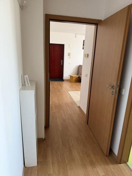 Inchiriez apartament 2 camere - 1