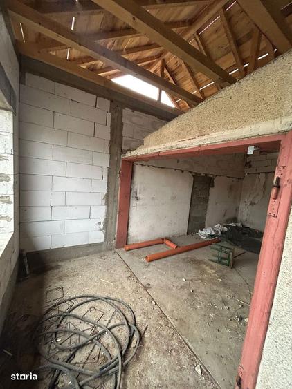 De vanzare casa in Roman cu 4 camere,suprafata teren 515mp, 85.000euro - 4