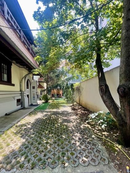 Apartament (in vila) de închiriat în zona Capitale - 1