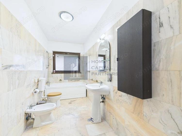 Casa spa?ioasa de vanzare in Brane?ti gata de mutat, cu curte ?i zon - 14