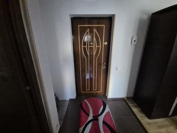Garsoniera de inchiriat, 38mp, balcon inchis, zona Stejarului - 1