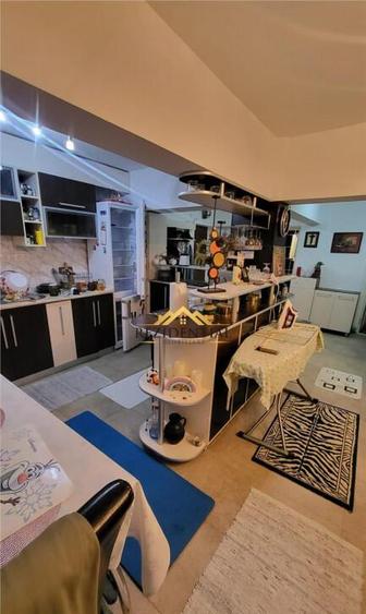 APARTAMENT 4 CAMERE - 4