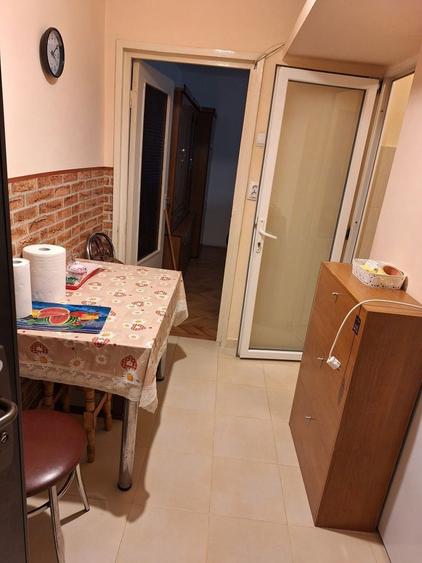 Inchiriez apartament 2 camere Sagului - 2