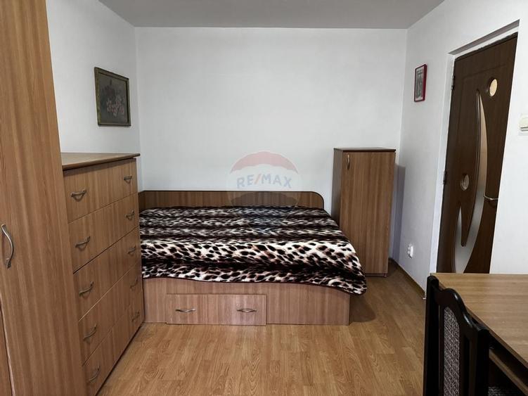 Apartament 2 camere de inchiriat zona Orizont Bacau - 4