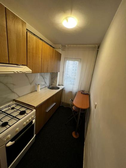 Inchiriez apartament 2 camere - 5