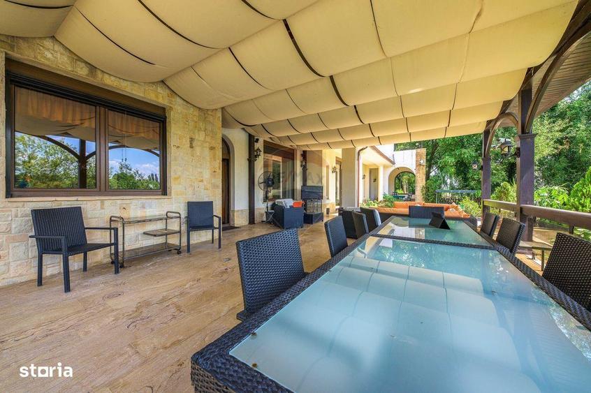 Vila neoromaneasca cu influente toscane pe malul lacului Snagov - 1