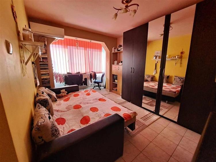 RECO Apartament ultracentral Salonta - 7