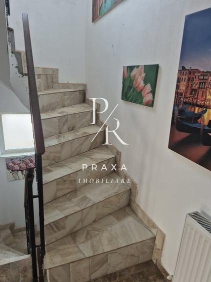 Dupex de vanzare transformat in 2 apartamente zona Metro! - 11
